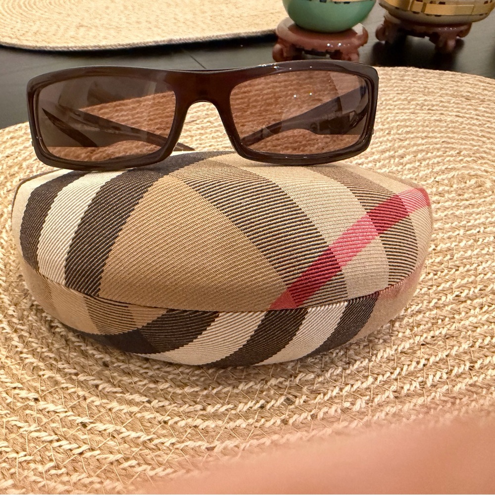 Burberry Brown Rectangular Sunglasses B8425S - image 5